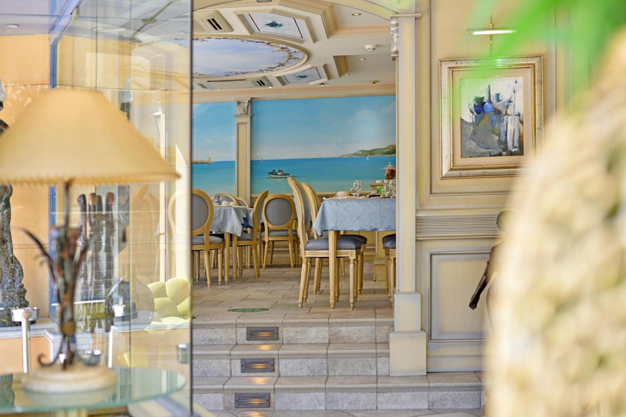 Hotel Le Rocher كالفي المظهر الخارجي الصورة